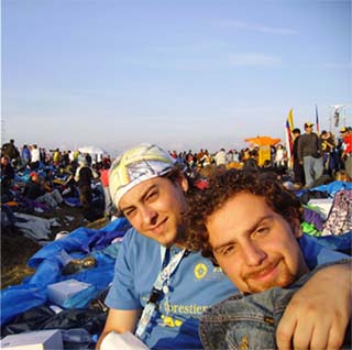 GMG 2005 a destra Giuseppe Lanzellotti, giovane in ricerca vocazionale 